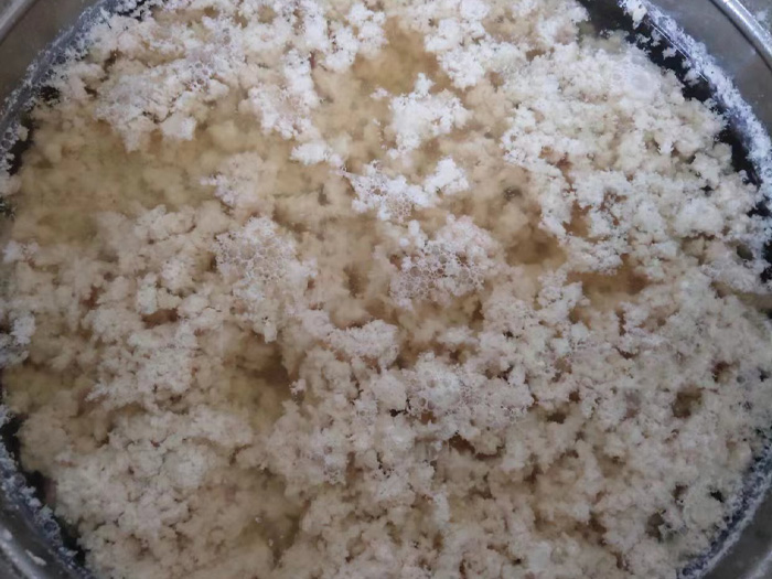 䶹